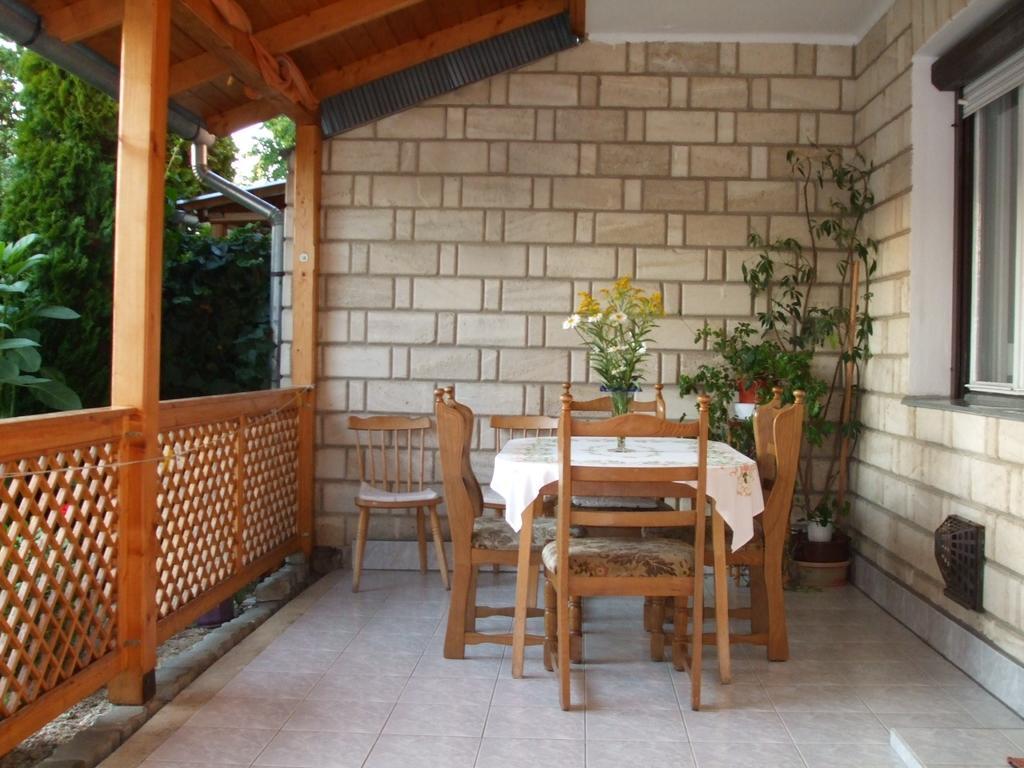 Lilla Vendeghaz Villa Hajduszoboszlo Luaran gambar
